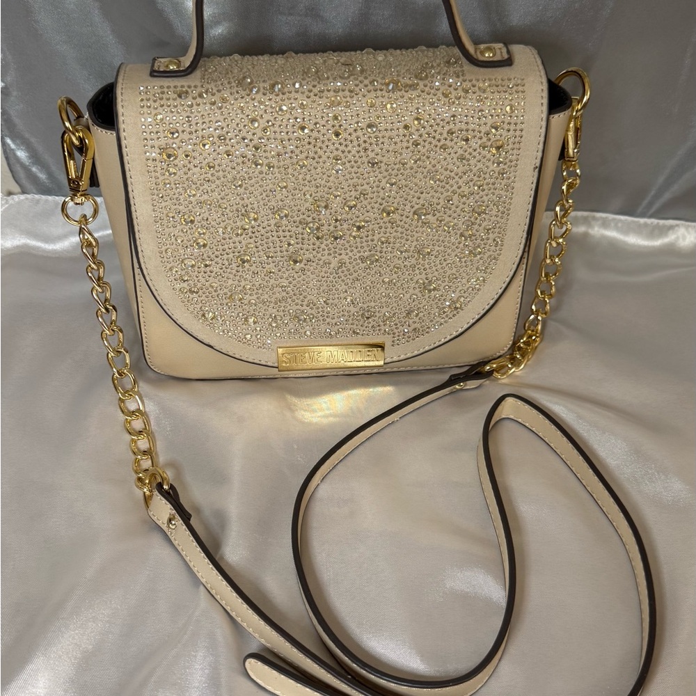 Steve Madden Cream and Gold Crossbody Bag - Picture 3 of 9
